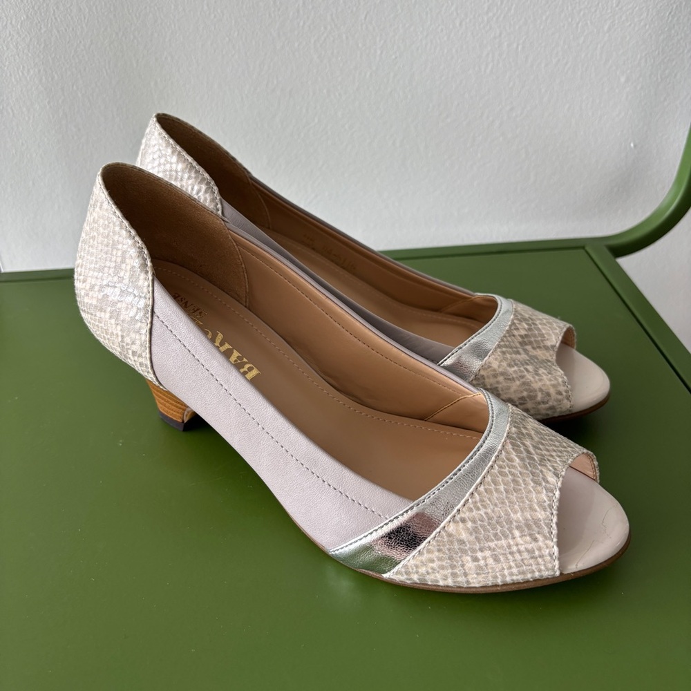 Y2K Barclay Sense Grey Snakeskin Kitten Heel